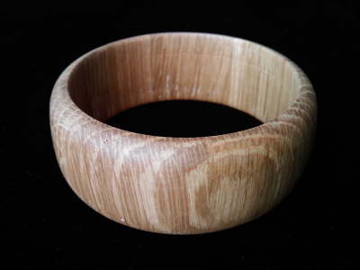 Armreif aus Eiche